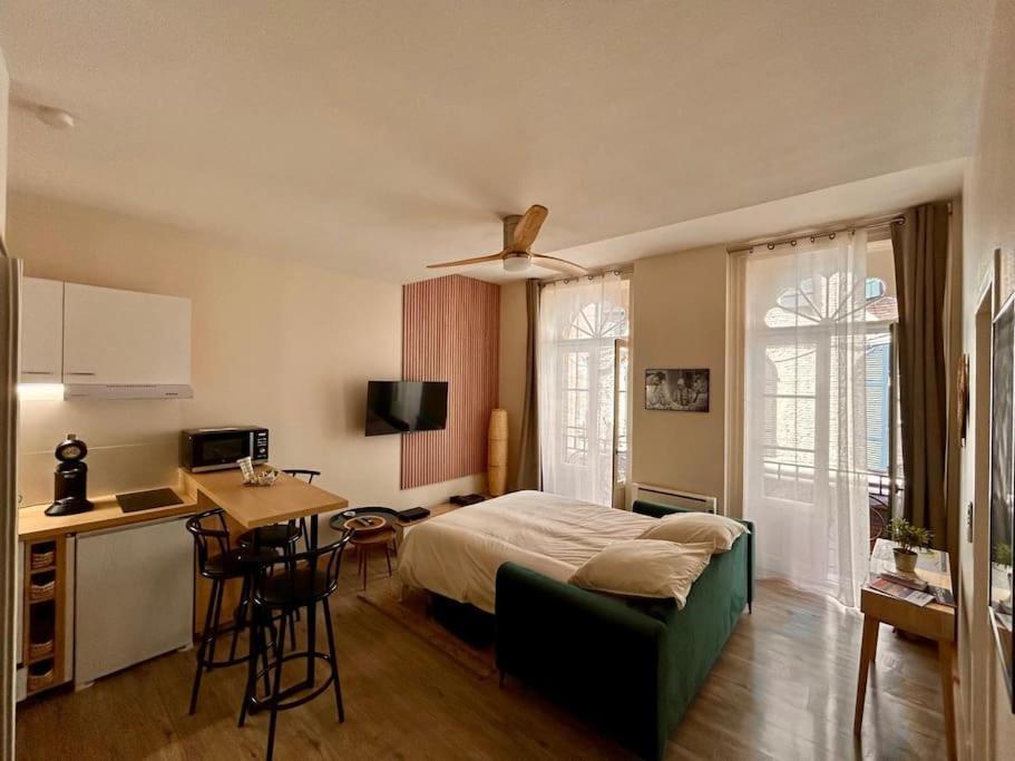 Chez Juliette, Proche Place Nationale Avec Parking Montauban Exterior foto