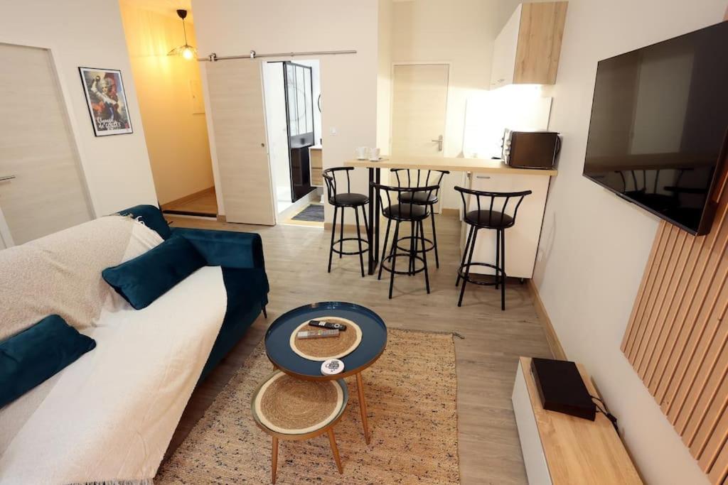 Chez Juliette, Proche Place Nationale Avec Parking Montauban Exterior foto